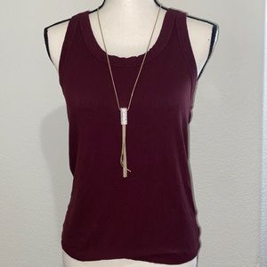 Maroon tank